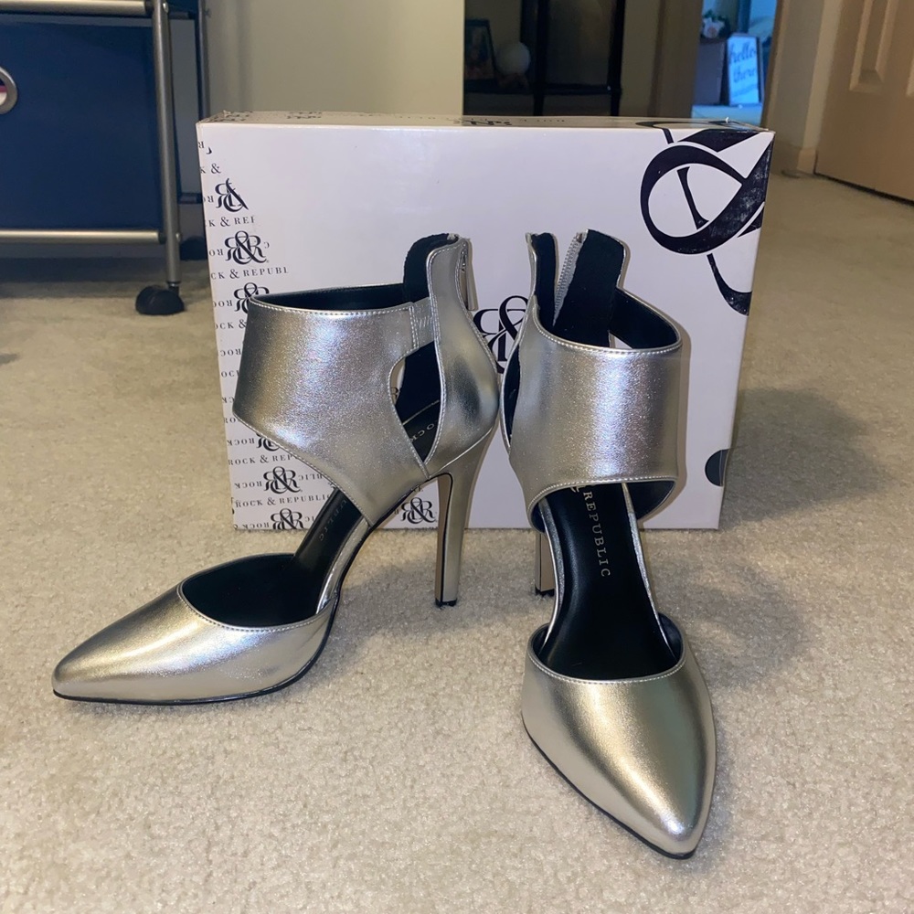 ROCK & REPUBLIC heels